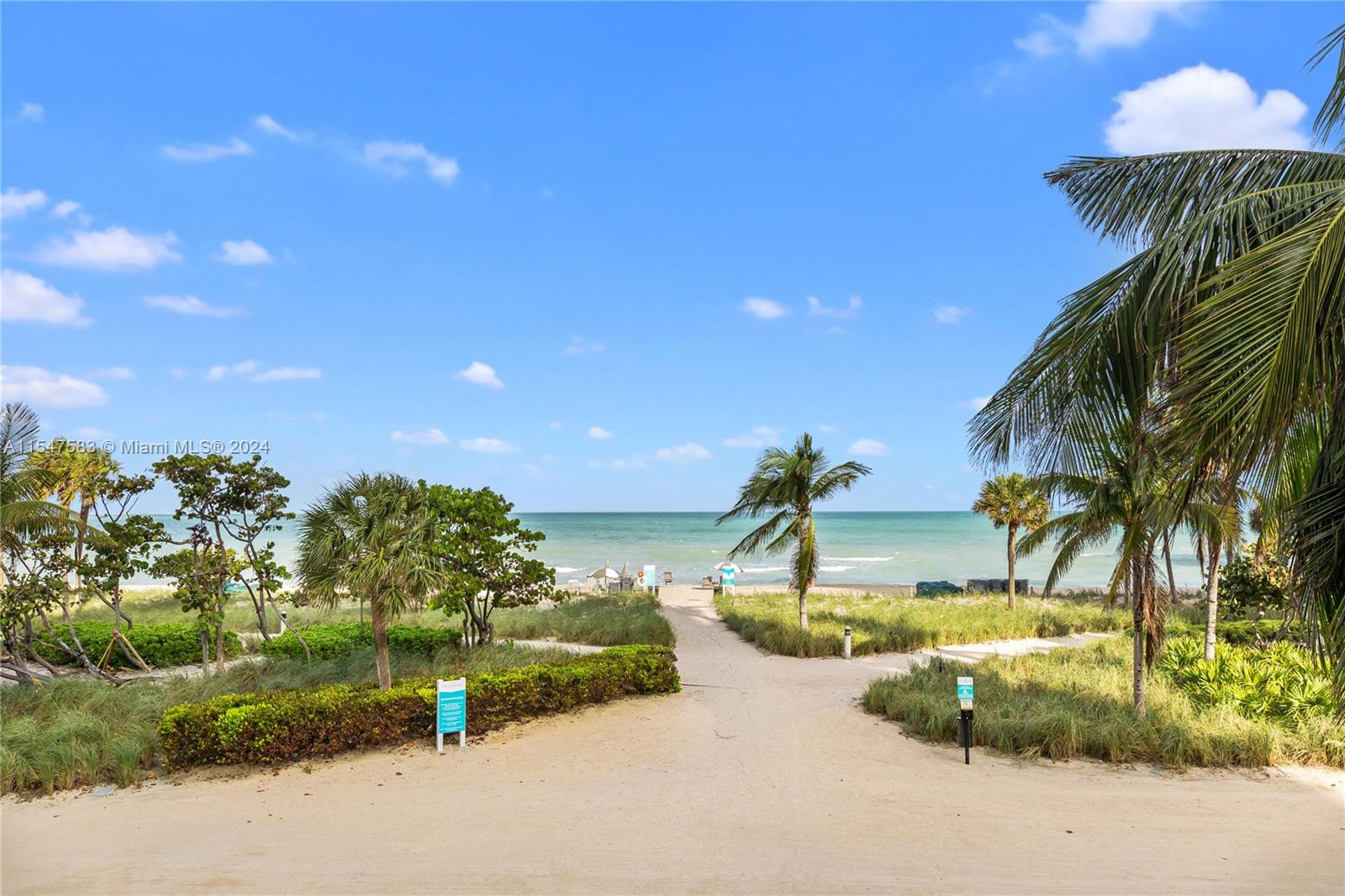 Bal Harbour Beach, Balmoral Condo Beach