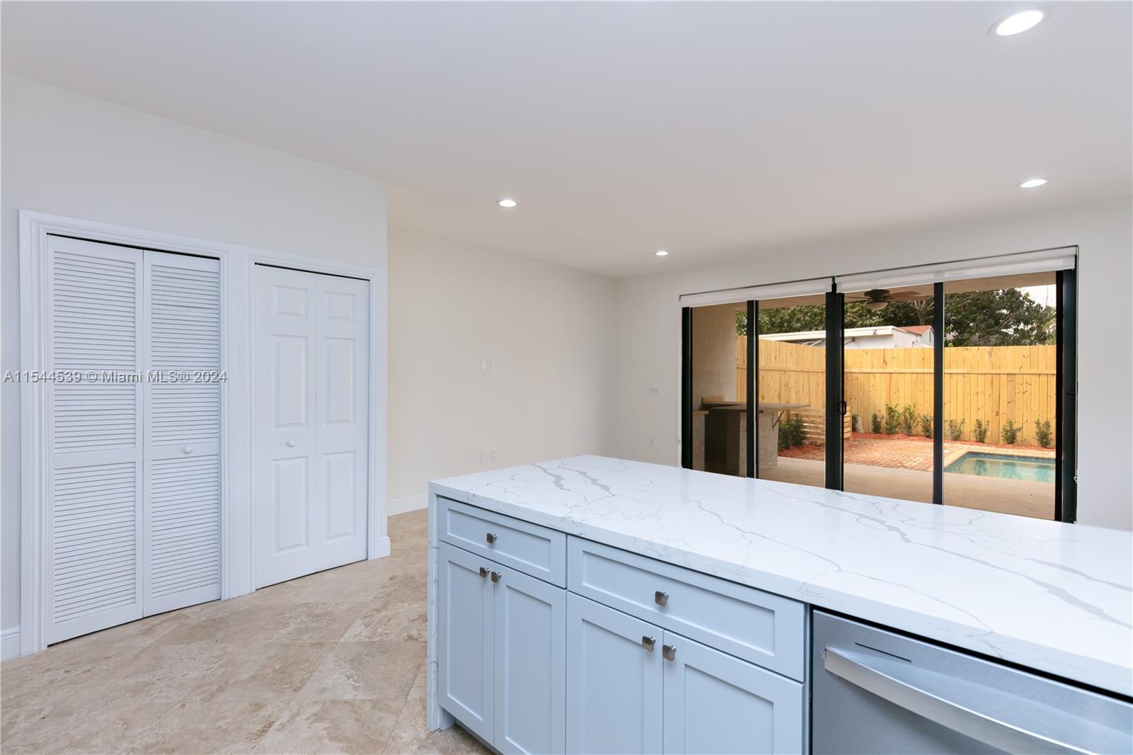 2810 SW 37th Court 2810, Miami, Florida 33134, 3 Bedrooms Bedrooms, 7 Rooms Rooms,2 BathroomsBathrooms,Residential,For Sale,2810 SW 37th Court 2810,A11544539