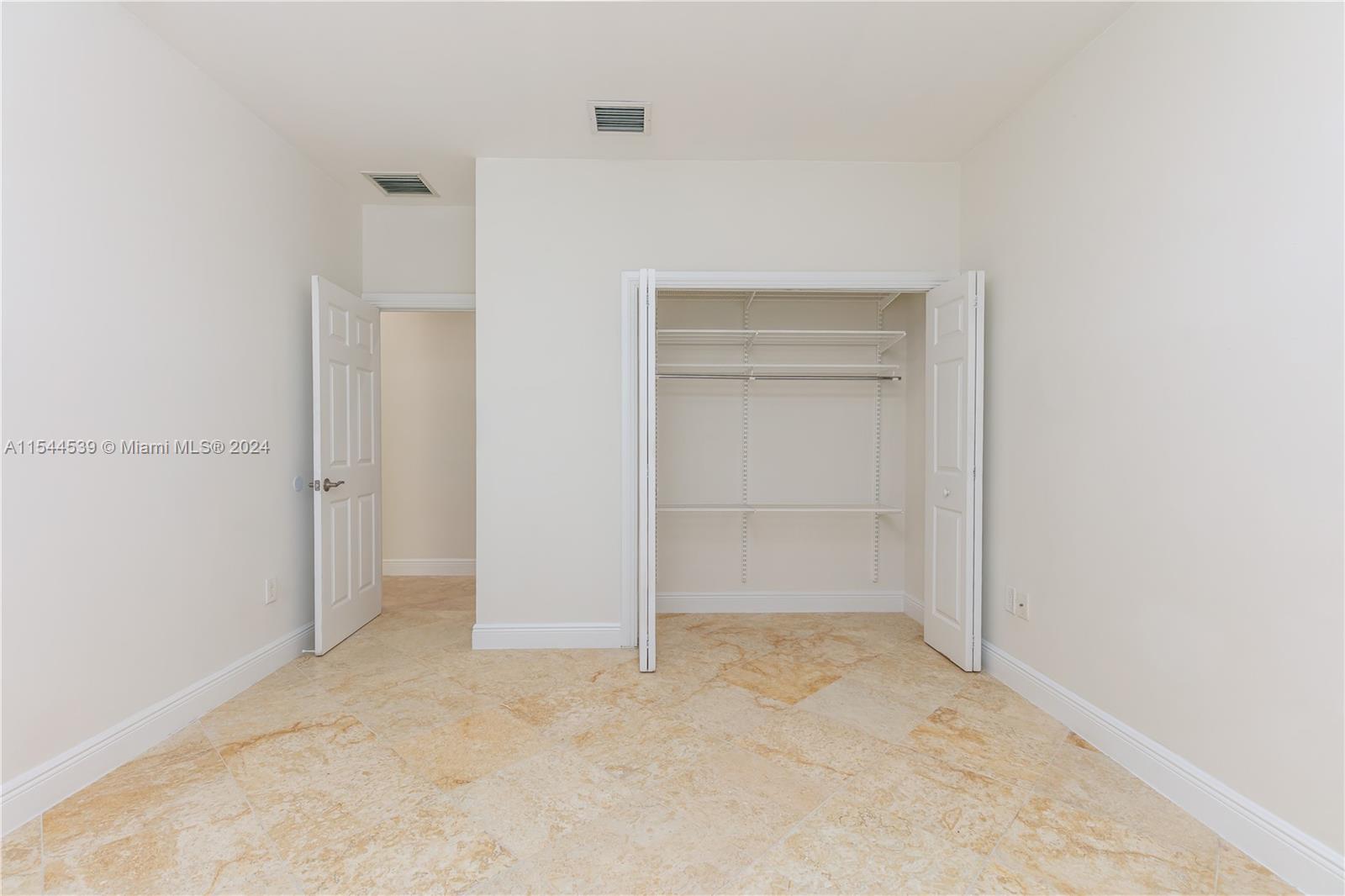Bedroom #3 - closet open