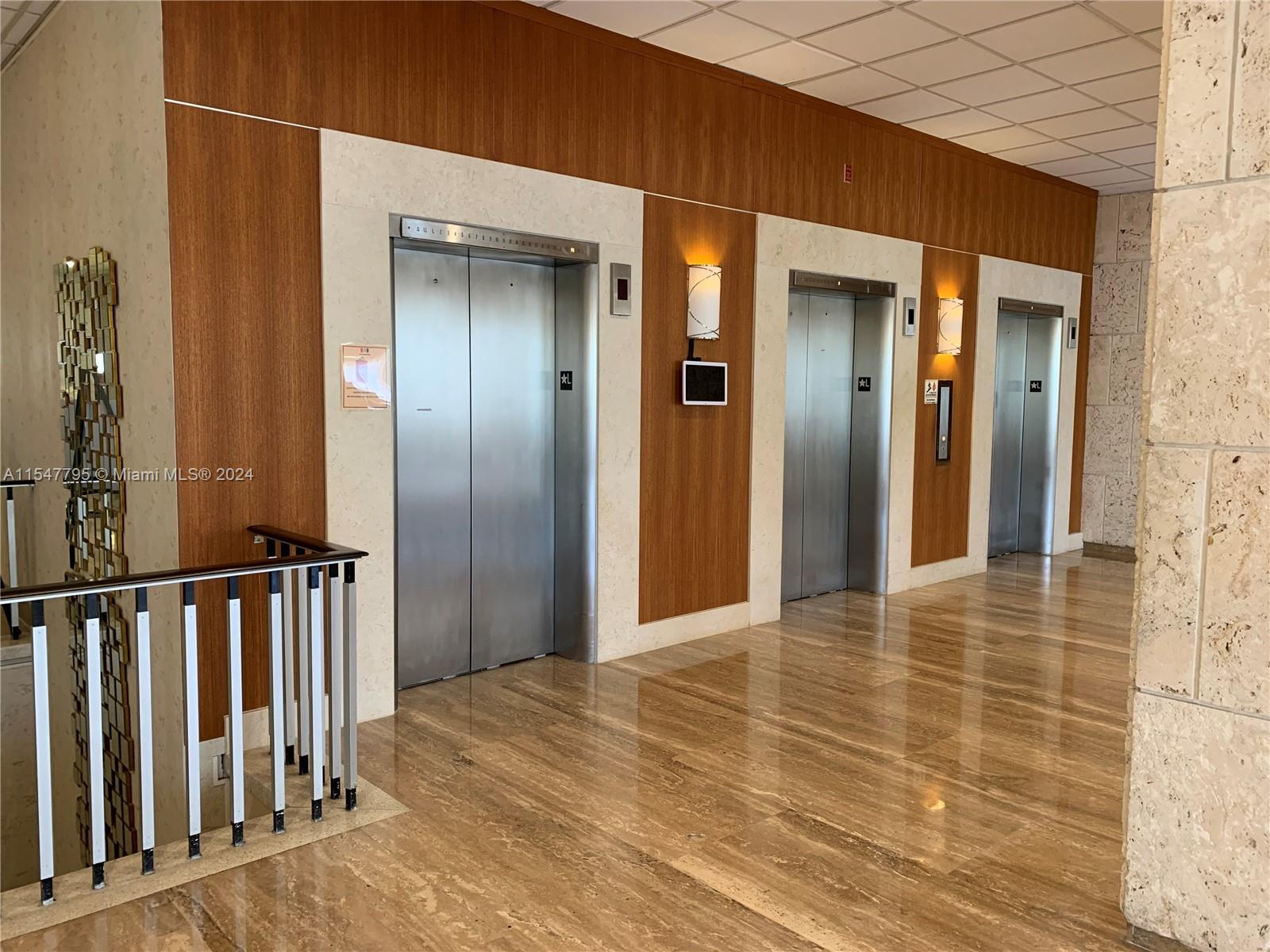 Hallandale Beach, Florida 33009, 1 Bedroom Bedrooms, ,1 BathroomBathrooms,Residential,For Sale,A11547795