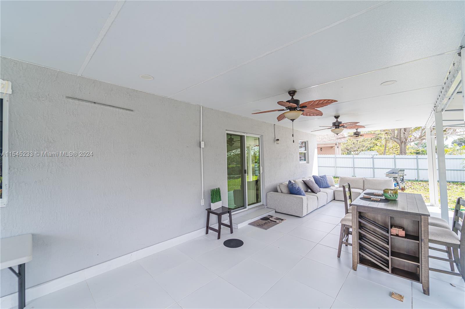 2802 Washington Dr, Fort Lauderdale, FL, 33311 United States, 3 Bedrooms Bedrooms, ,2 BathroomsBathrooms,Residential,For Sale,Washington Dr,A11545233