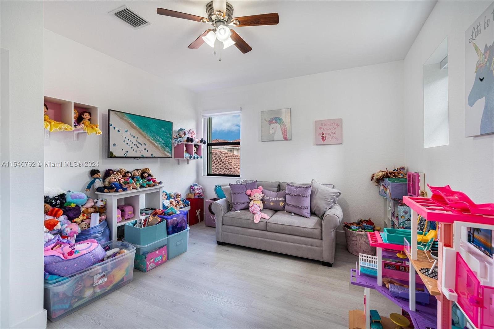 15425 SW 175th St, Miami, Florida 33187, 4 Bedrooms Bedrooms, ,2 BathroomsBathrooms,Residential,For Sale,15425 SW 175th St,A11546762