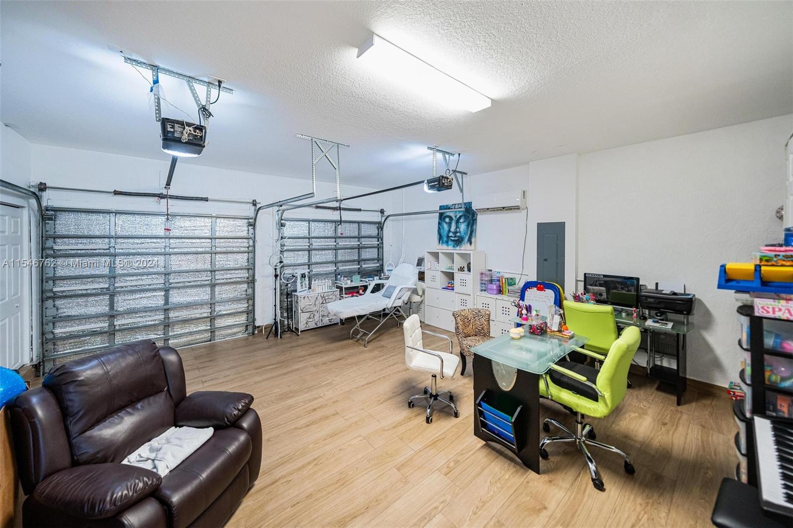 15425 SW 175th St, Miami, Florida 33187, 4 Bedrooms Bedrooms, ,2 BathroomsBathrooms,Residential,For Sale,15425 SW 175th St,A11546762