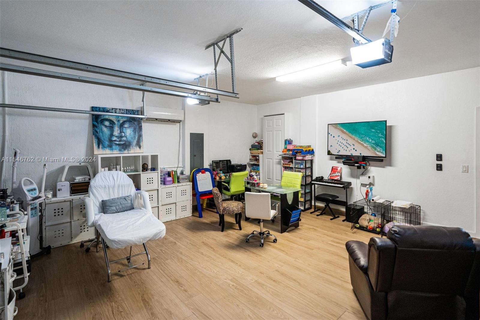 15425 SW 175th St, Miami, Florida 33187, 4 Bedrooms Bedrooms, ,2 BathroomsBathrooms,Residential,For Sale,15425 SW 175th St,A11546762