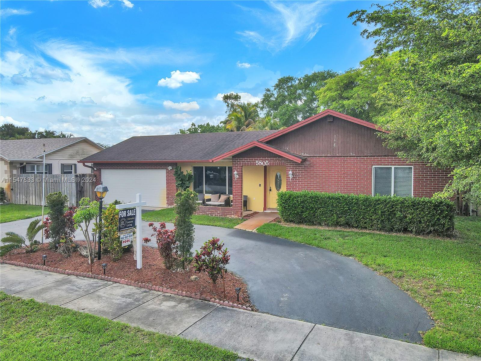 5805 119th Ave, Cooper City, FL, 33330 United States, 3 Bedrooms Bedrooms, ,2 BathroomsBathrooms,Residential,For Sale,119th Ave,A11547833