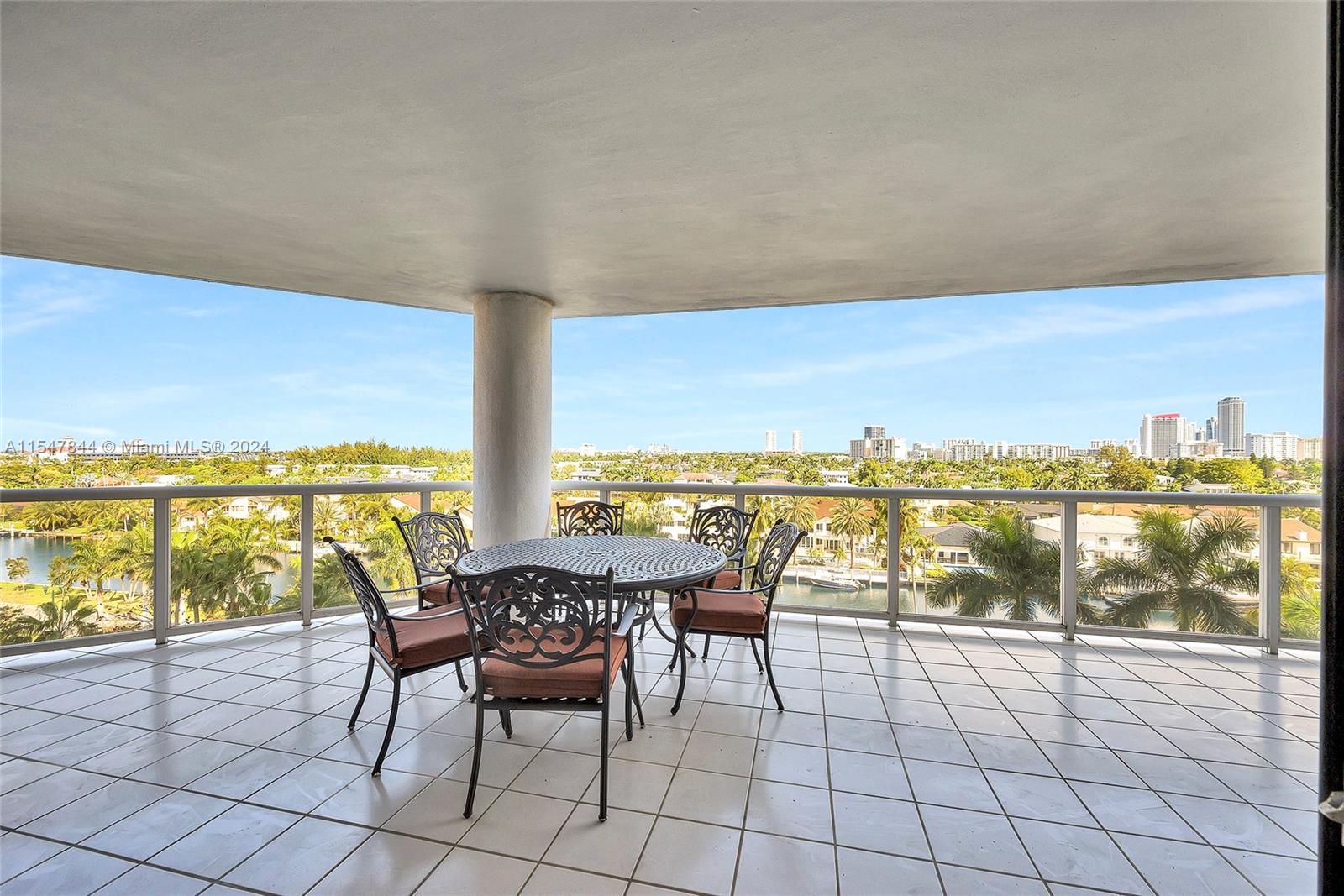 3598 Yacht Club Dr, Aventura, FL, 33180 United States, 3 Bedrooms Bedrooms, ,2 BathroomsBathrooms,Residential,For Sale,Yacht Club Dr,A11547844