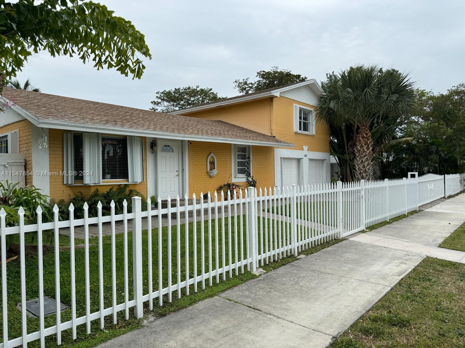 1123 18th Ave N, Lake Worth, FL, 33460 United States, 4 Bedrooms Bedrooms, ,2 BathroomsBathrooms,Residential,For Sale,18th Ave N,A11547854