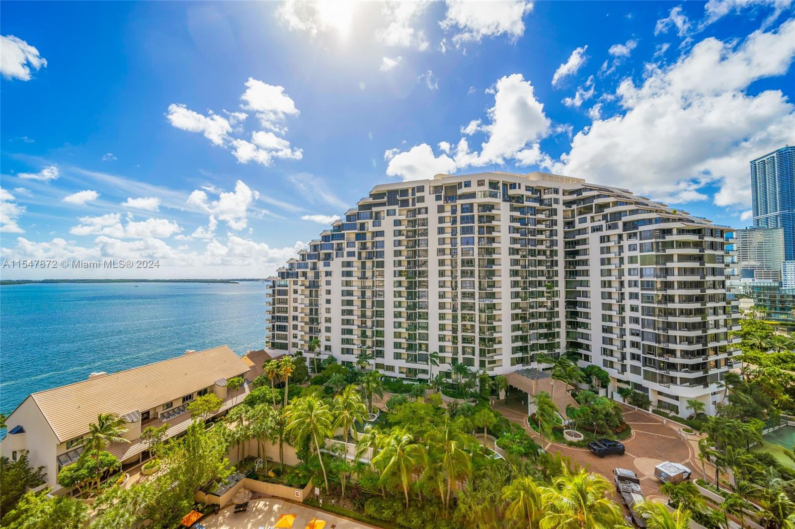 540 E Brickell Key Dr 1401, Miami, Florida 33131, 1 Bedroom Bedrooms, ,1 BathroomBathrooms,Residentiallease,For Rent,540 E Brickell Key Dr 1401,A11547872