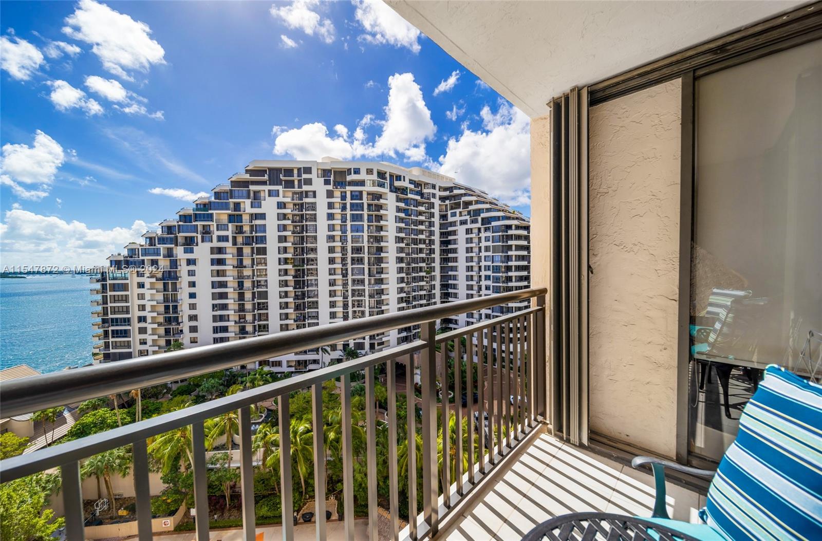540 E Brickell Key Dr 1401, Miami, Florida 33131, 1 Bedroom Bedrooms, ,1 BathroomBathrooms,Residentiallease,For Rent,540 E Brickell Key Dr 1401,A11547872