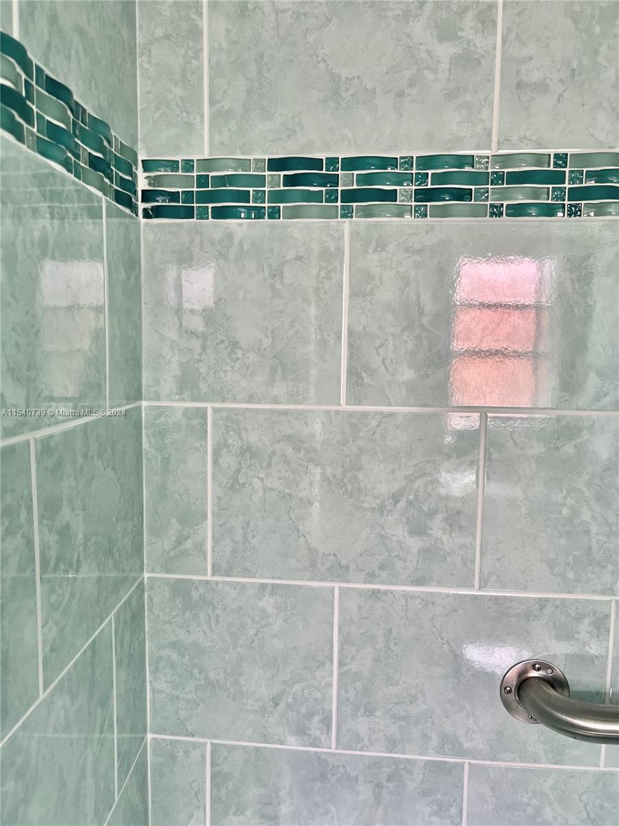 219 NE 14th Ave 401, Hallandale Beach, Florida 33009, 2 Bedrooms Bedrooms, ,2 BathroomsBathrooms,Residential,For Sale,219 NE 14th Ave 401,A11540739