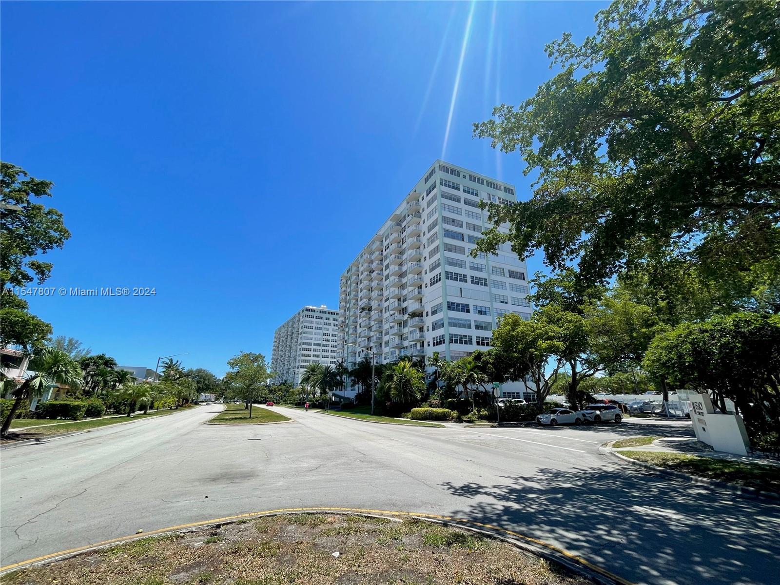 2100 Sans Souci Blvd, North Miami, FL, 33181 United States, 2 Bedrooms Bedrooms, ,2 BathroomsBathrooms,Residential,For Sale,Sans Souci Blvd,A11547807