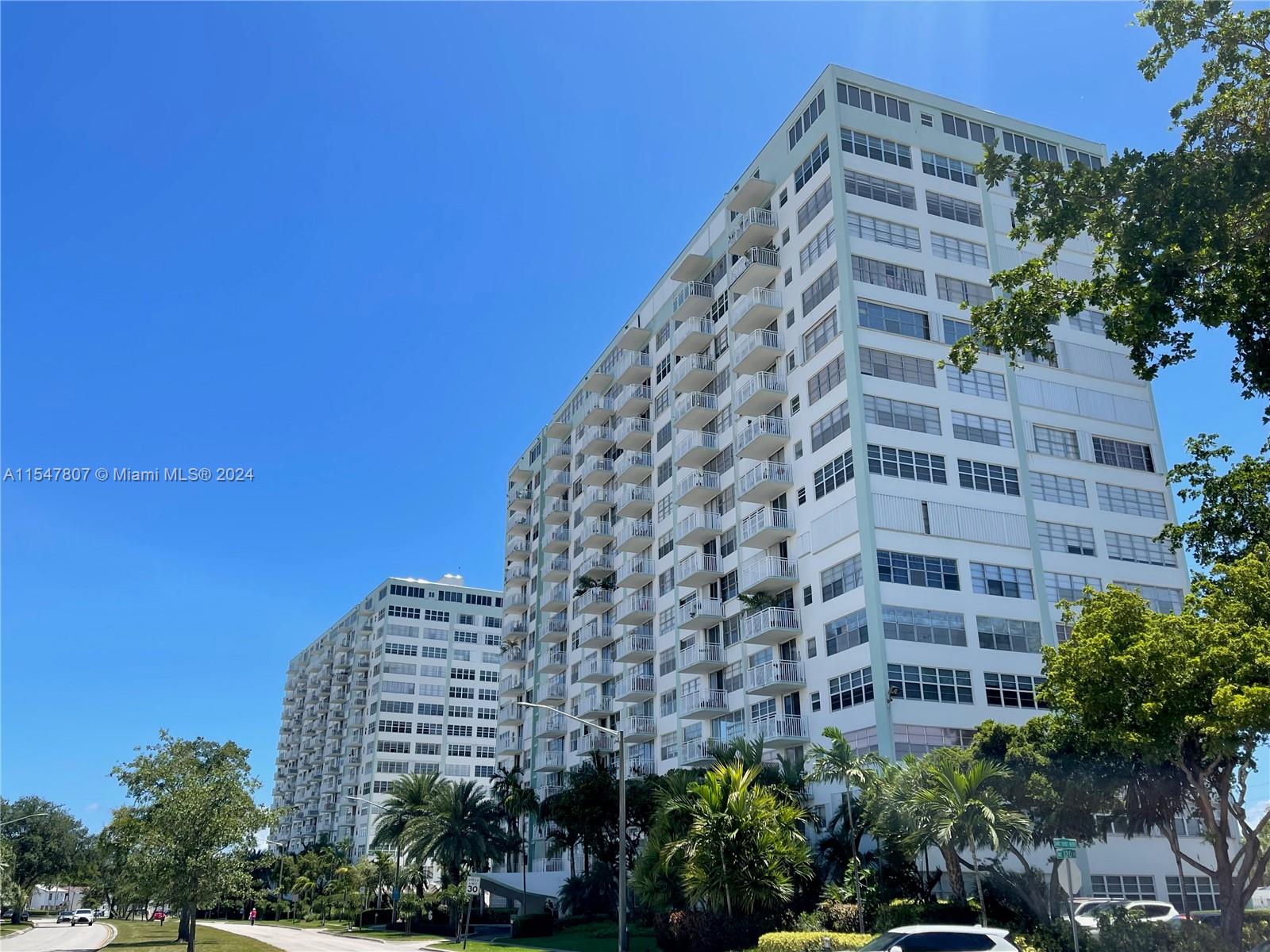 2100 Sans Souci Blvd, North Miami, FL, 33181 United States, 2 Bedrooms Bedrooms, ,2 BathroomsBathrooms,Residential,For Sale,Sans Souci Blvd,A11547807