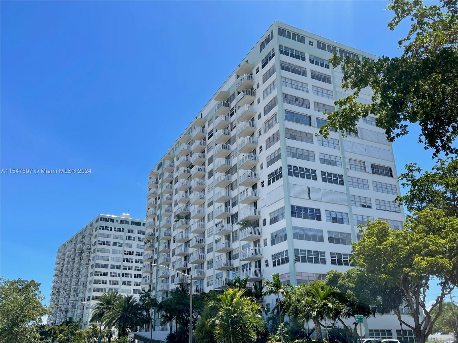 2100 Sans Souci Blvd, North Miami, FL, 33181 United States, 2 Bedrooms Bedrooms, ,2 BathroomsBathrooms,Residential,For Sale,Sans Souci Blvd,A11547807