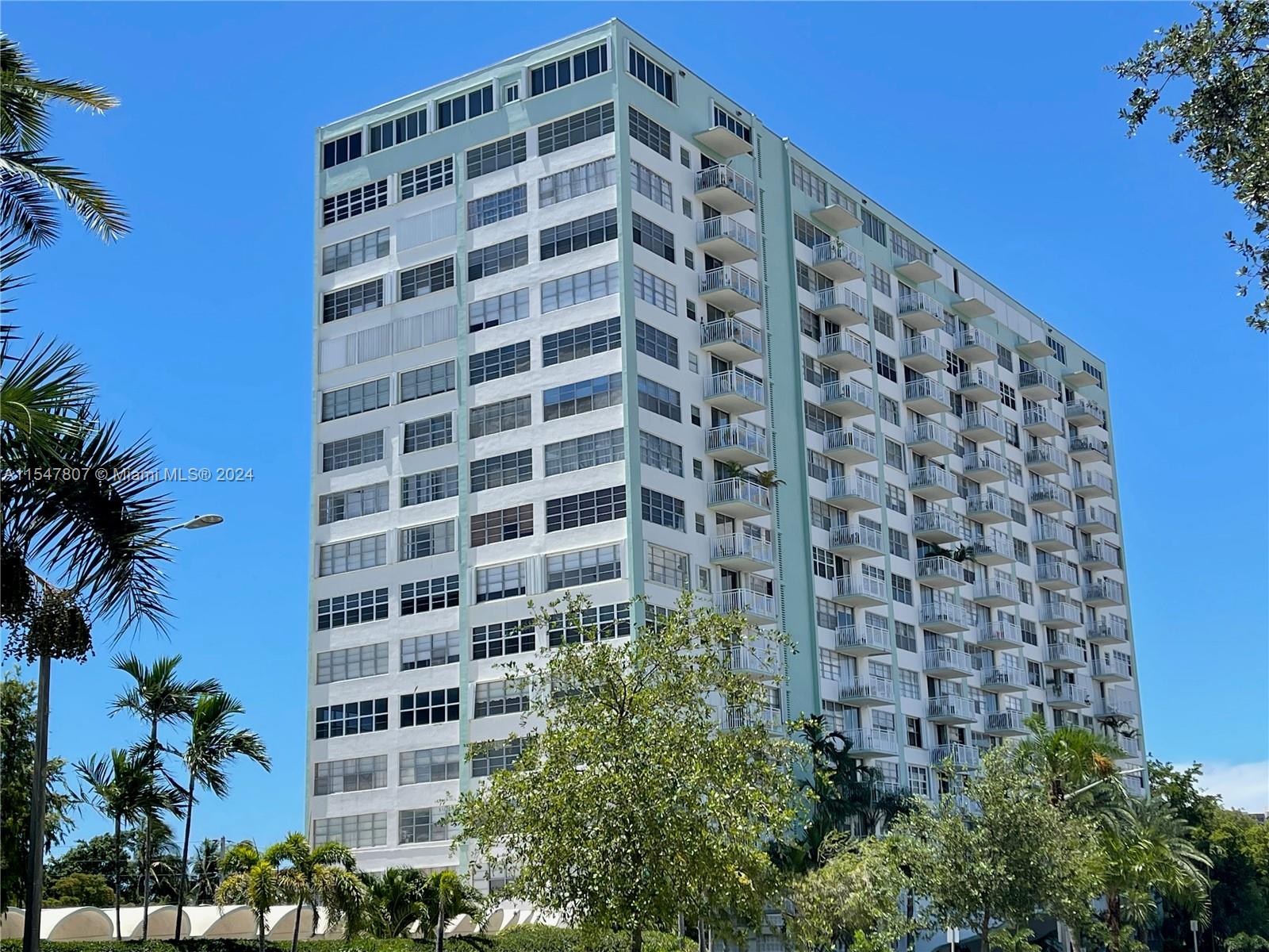 2100 Sans Souci Blvd, North Miami, FL, 33181 United States, 2 Bedrooms Bedrooms, ,2 BathroomsBathrooms,Residential,For Sale,Sans Souci Blvd,A11547807