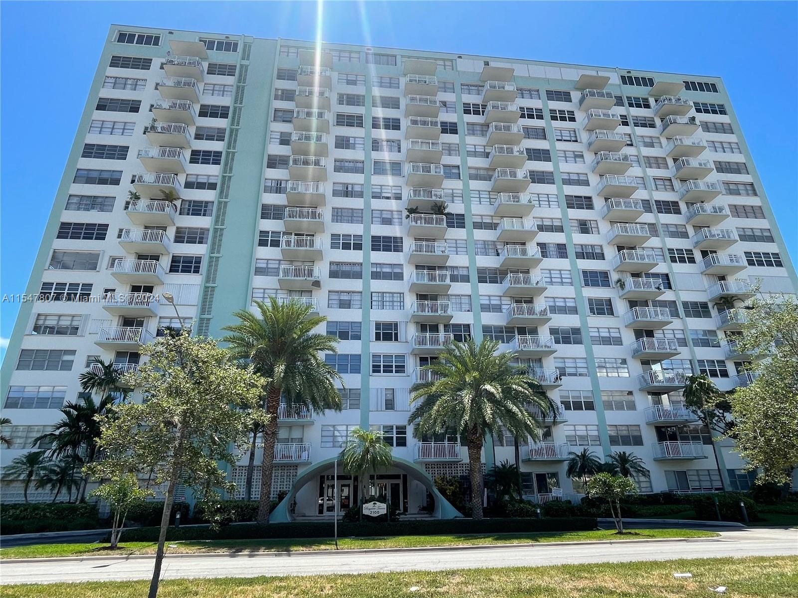 2100 Sans Souci Blvd, North Miami, FL, 33181 United States, 2 Bedrooms Bedrooms, ,2 BathroomsBathrooms,Residential,For Sale,Sans Souci Blvd,A11547807