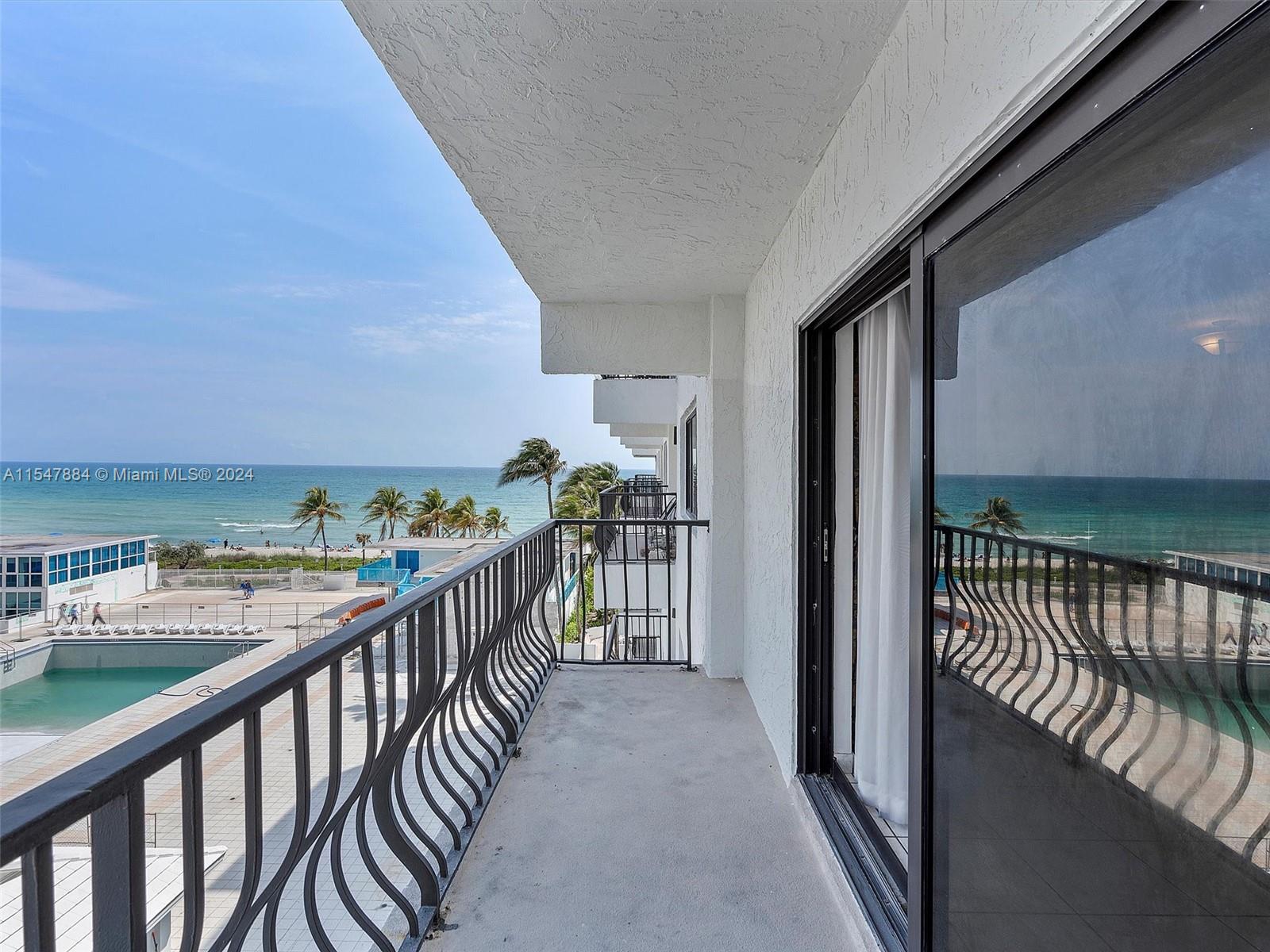 5415 Collins Ave 403, Miami Beach, Florida 33140, 3 Bedrooms Bedrooms, ,3 BathroomsBathrooms,Residential,For Sale,5415 Collins Ave 403,A11547884