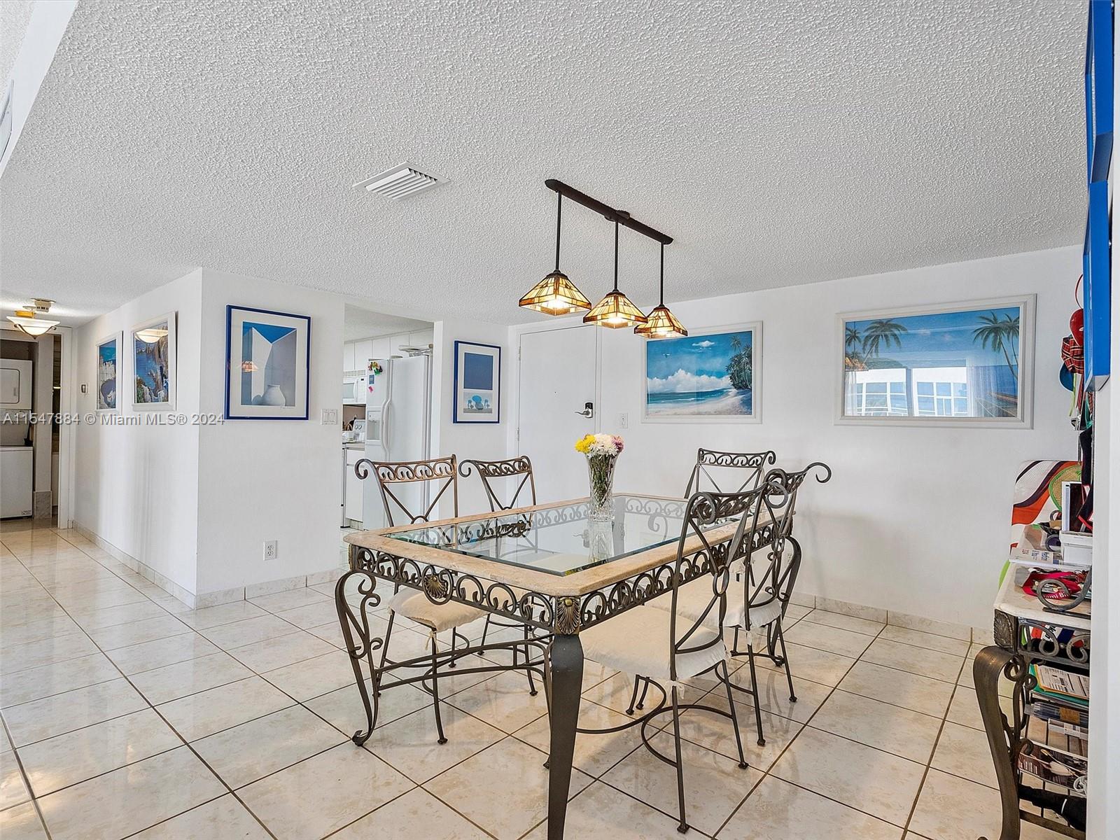 5415 Collins Ave 403, Miami Beach, Florida 33140, 3 Bedrooms Bedrooms, ,3 BathroomsBathrooms,Residential,For Sale,5415 Collins Ave 403,A11547884