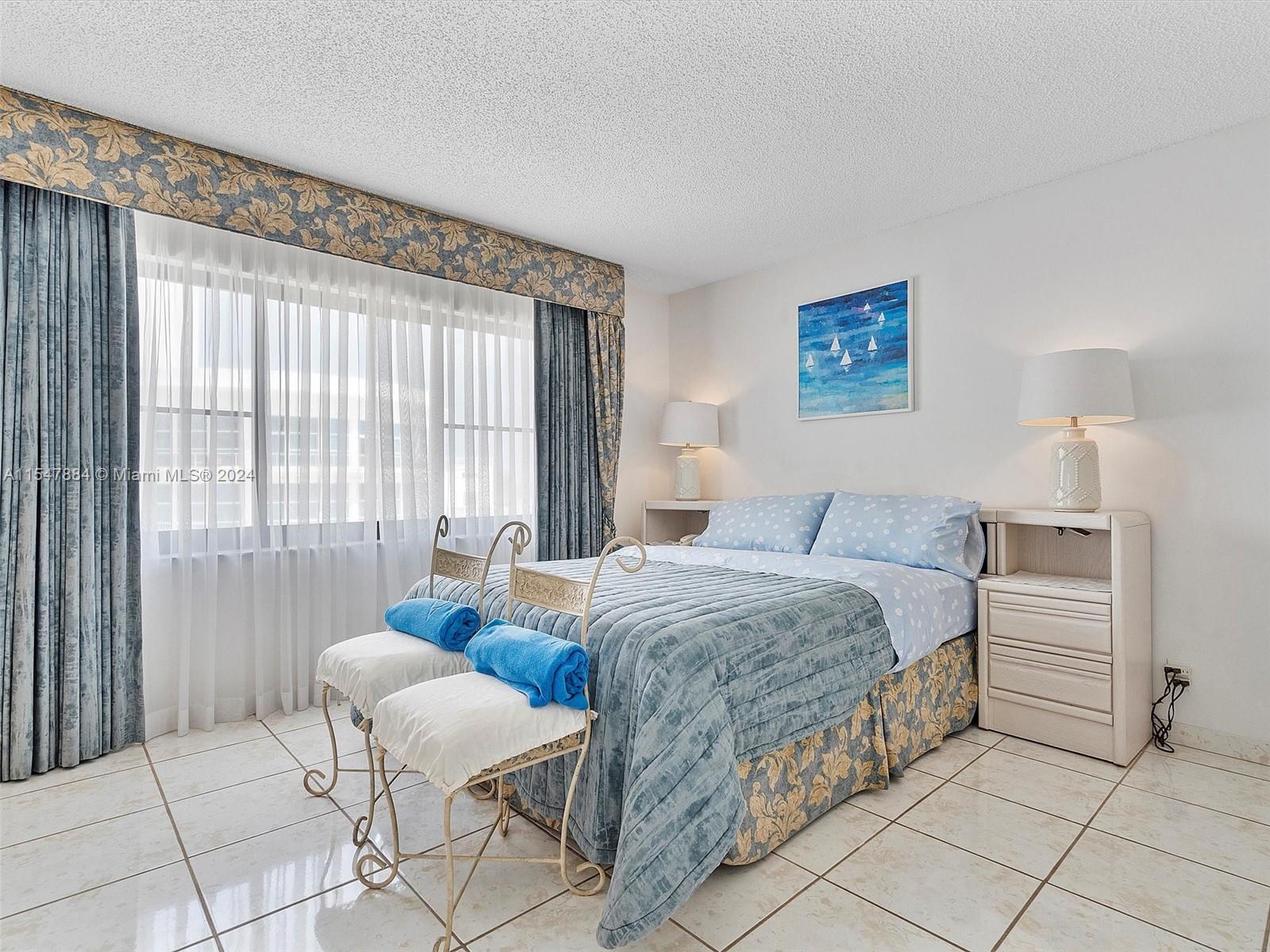 5415 Collins Ave 403, Miami Beach, Florida 33140, 3 Bedrooms Bedrooms, ,3 BathroomsBathrooms,Residential,For Sale,5415 Collins Ave 403,A11547884
