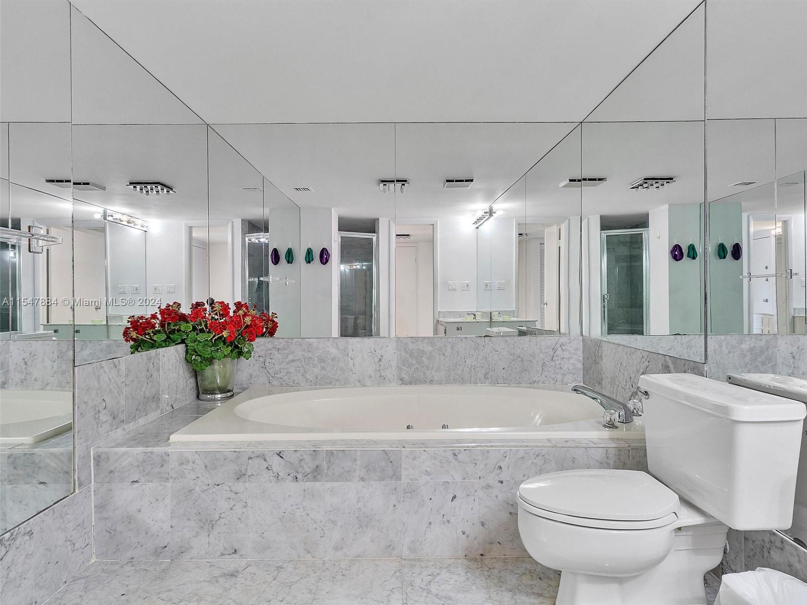 5415 Collins Ave 403, Miami Beach, Florida 33140, 3 Bedrooms Bedrooms, ,3 BathroomsBathrooms,Residential,For Sale,5415 Collins Ave 403,A11547884