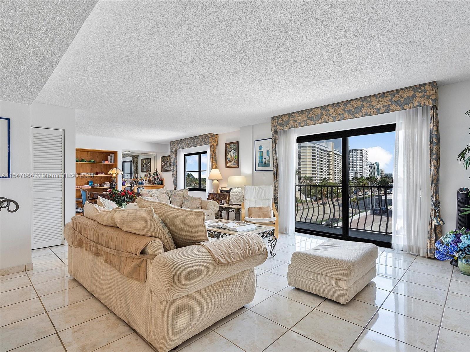 5415 Collins Ave 403, Miami Beach, Florida 33140, 3 Bedrooms Bedrooms, ,3 BathroomsBathrooms,Residential,For Sale,5415 Collins Ave 403,A11547884