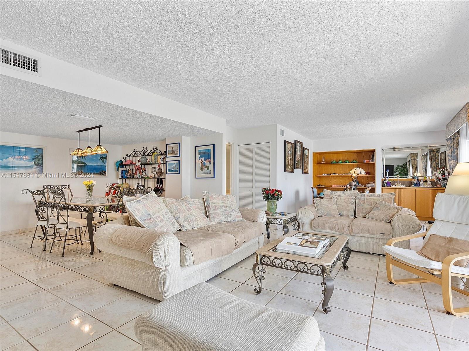 5415 Collins Ave 403, Miami Beach, Florida 33140, 3 Bedrooms Bedrooms, ,3 BathroomsBathrooms,Residential,For Sale,5415 Collins Ave 403,A11547884