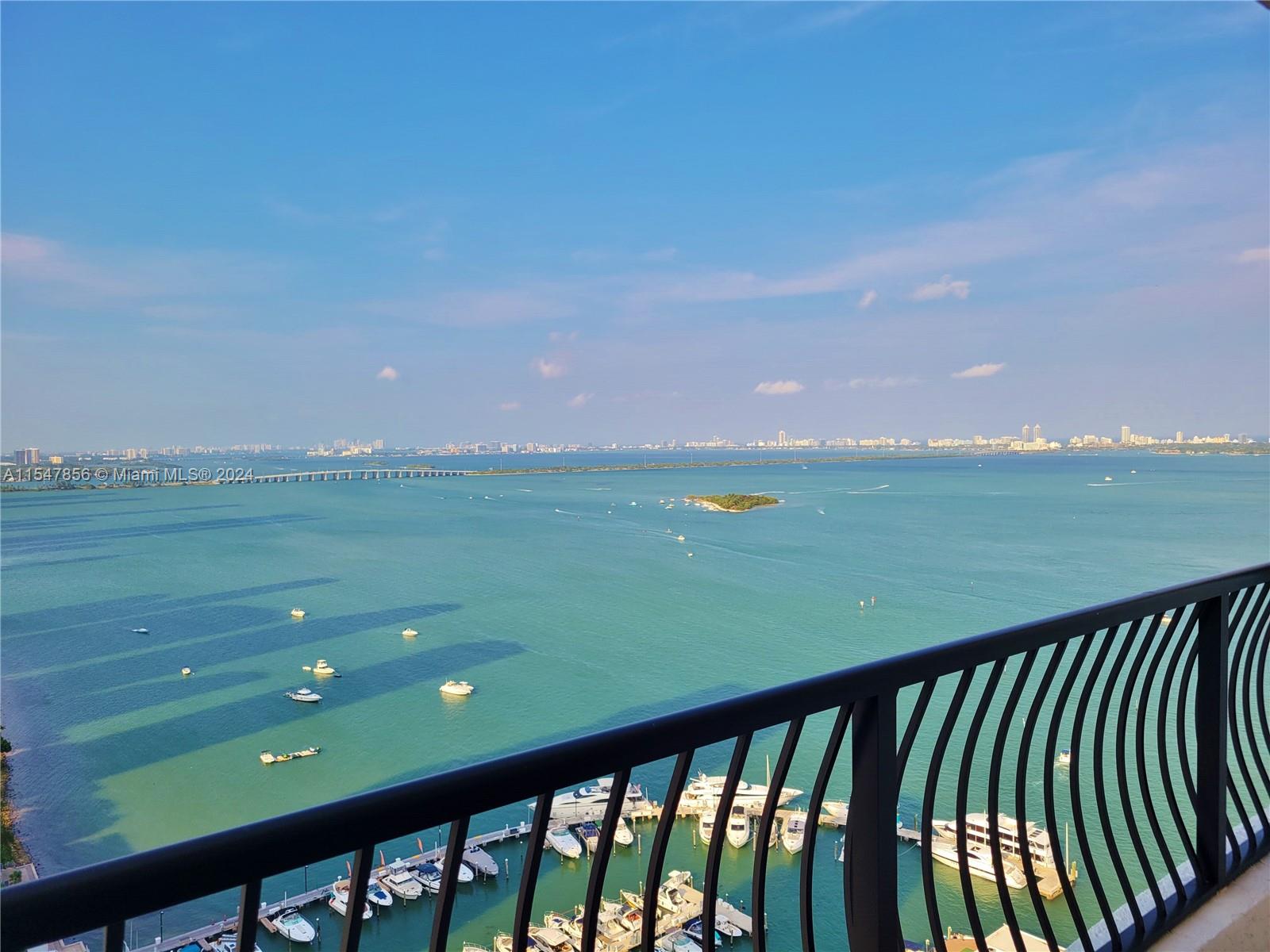 555 NE 15th St 33D, Miami, FL 33132, 1 Bedroom Bedrooms, ,1 BathroomBathrooms,Residential,For Sale,15th St,A11547856