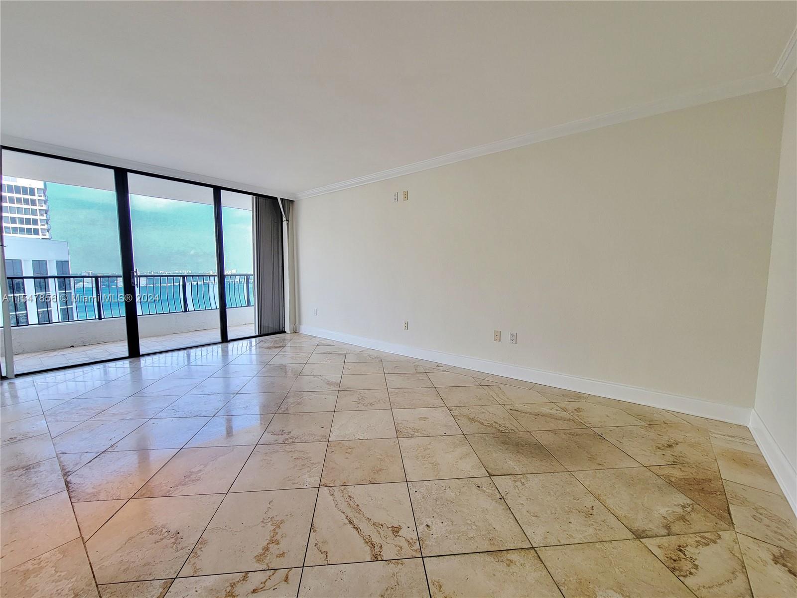 555 NE 15th St 33D, Miami, FL 33132, 1 Bedroom Bedrooms, ,1 BathroomBathrooms,Residential,For Sale,15th St,A11547856