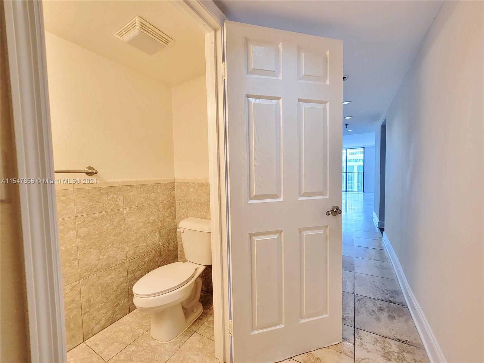 555 NE 15th St 33D, Miami, FL 33132, 1 Bedroom Bedrooms, ,1 BathroomBathrooms,Residential,For Sale,15th St,A11547856