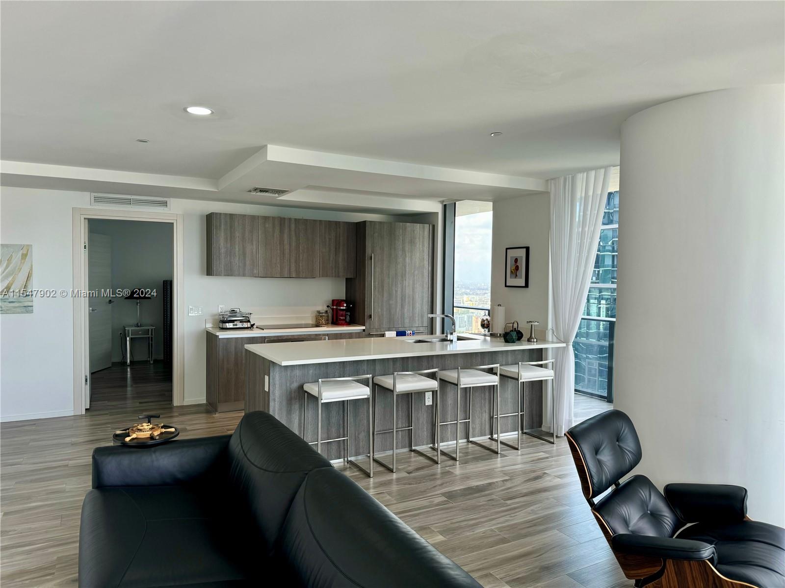 801 S Miami Ave 4405, Miami, Florida 33130, 2 Bedrooms Bedrooms, ,2 BathroomsBathrooms,Residentiallease,For Rent,801 S Miami Ave 4405,A11547902