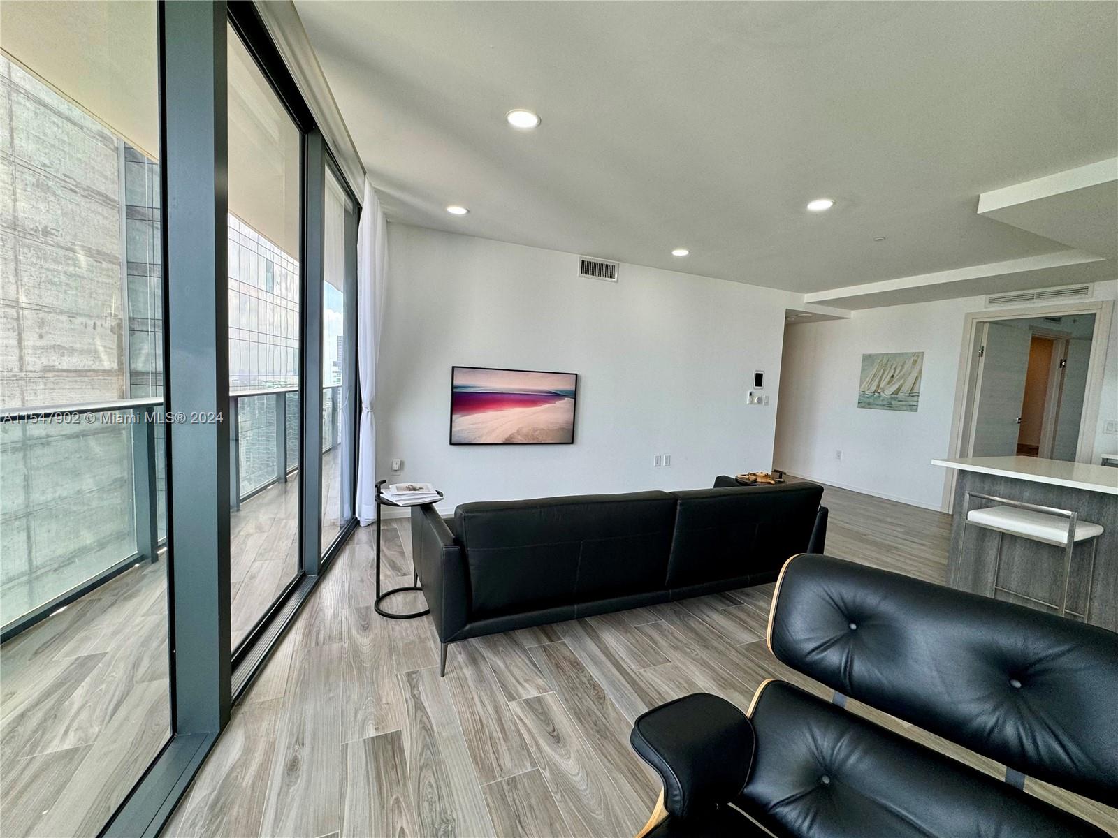 801 S Miami Ave 4405, Miami, Florida 33130, 2 Bedrooms Bedrooms, ,2 BathroomsBathrooms,Residentiallease,For Rent,801 S Miami Ave 4405,A11547902