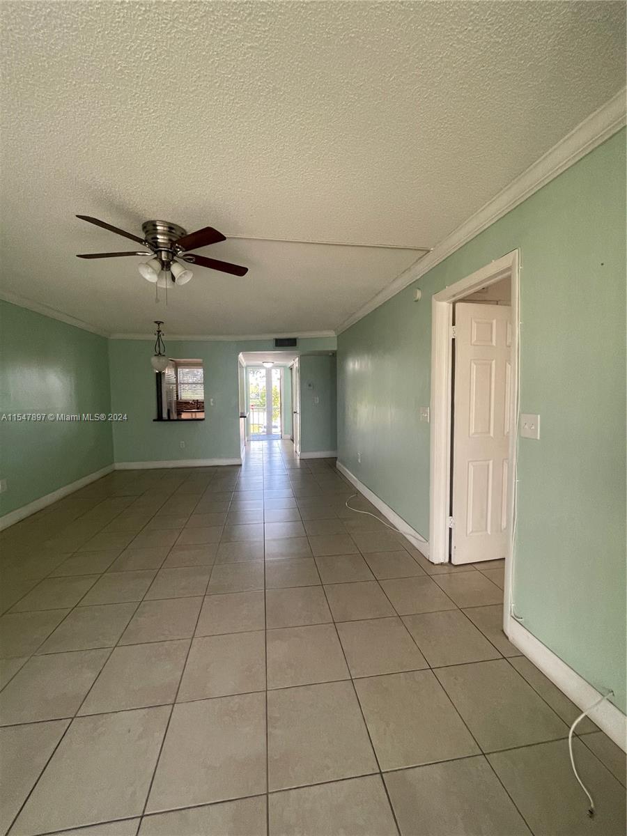 8100 Sunrise Lakes Blvd 203, Sunrise, Florida 33322, 2 Bedrooms Bedrooms, ,2 BathroomsBathrooms,Residentiallease,For Rent,8100 Sunrise Lakes Blvd 203,A11547897