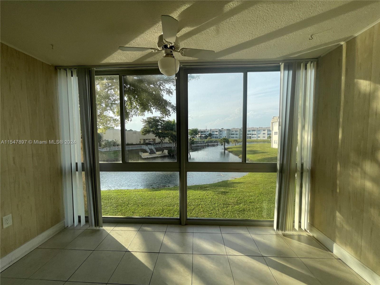 8100 Sunrise Lakes Blvd 203, Sunrise, Florida 33322, 2 Bedrooms Bedrooms, ,2 BathroomsBathrooms,Residentiallease,For Rent,8100 Sunrise Lakes Blvd 203,A11547897
