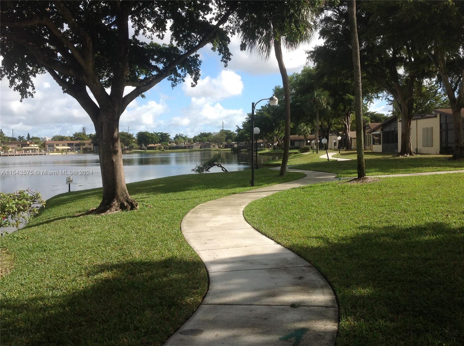 Beautiful Community Lake& Walking Path