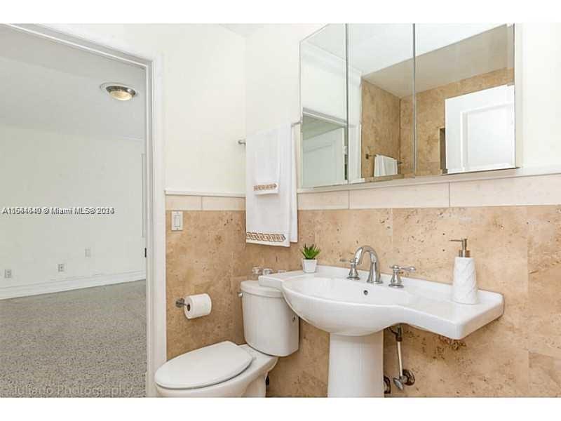 1255 NE 93rd St, Miami Shores, Florida 33138, 3 Bedrooms Bedrooms, ,3 BathroomsBathrooms,Residential,For Sale,1255 NE 93rd St,A11544640