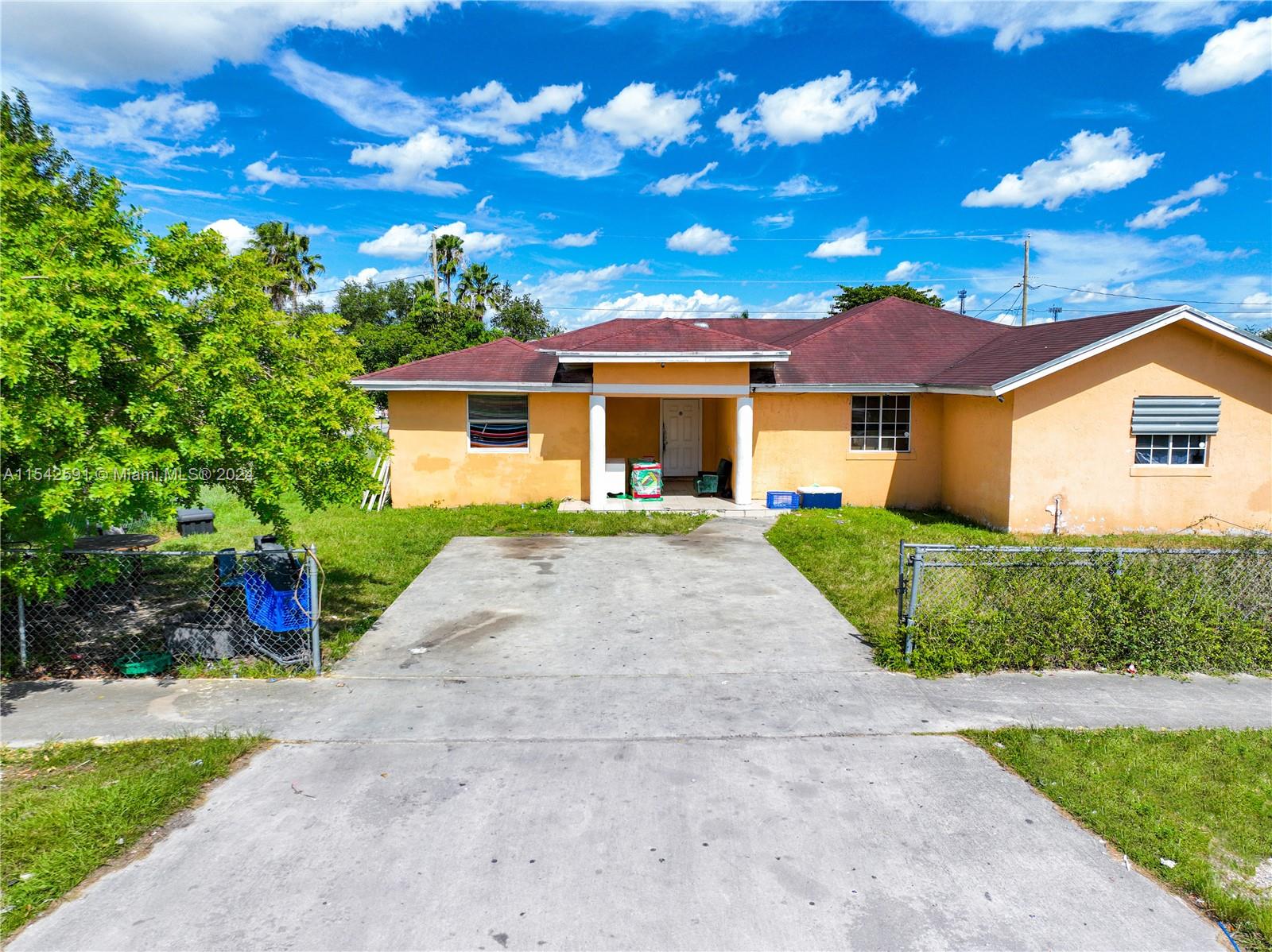 657 7th St, Homestead, FL, 33030 United States, 5 Bedrooms Bedrooms, ,3 BathroomsBathrooms,Residential,For Sale,7th St,A11542591