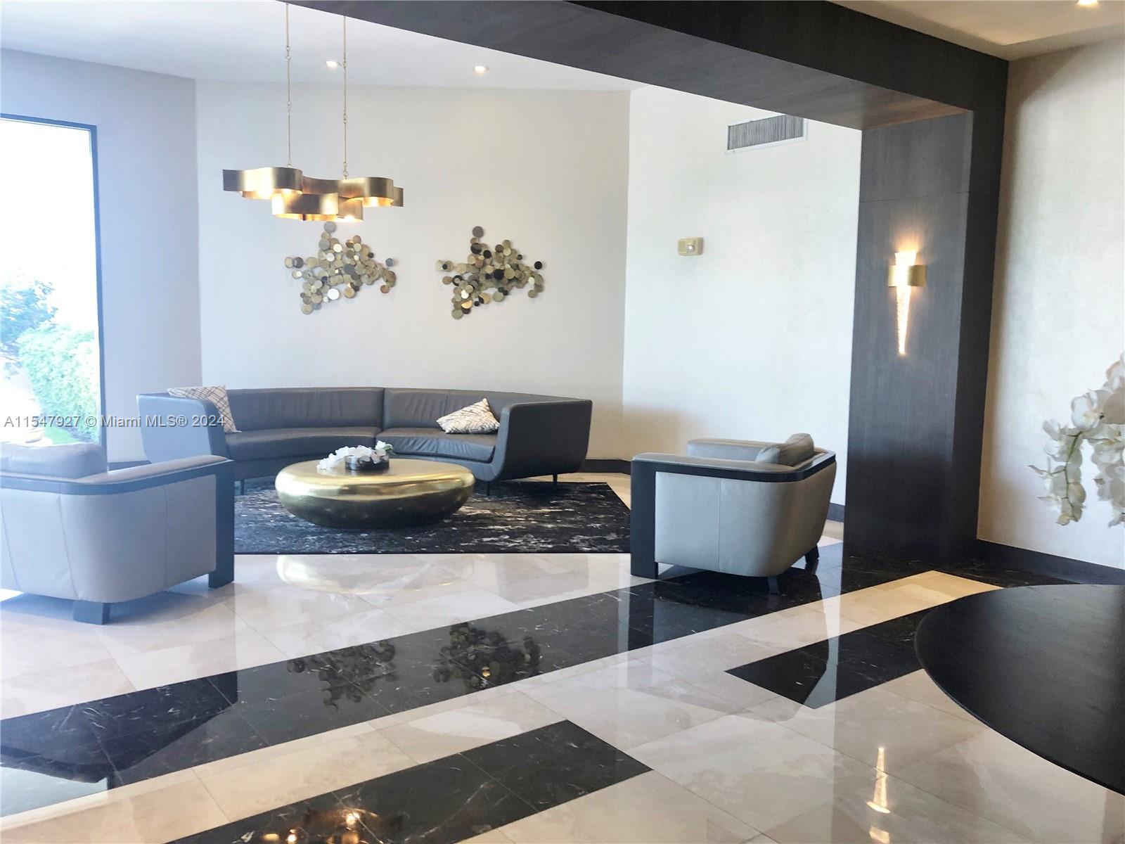 20515 E Country Club Dr 245, Aventura, Florida 33180, 2 Bedrooms Bedrooms, ,2 BathroomsBathrooms,Residential,For Sale,20515 E Country Club Dr 245,A11547927