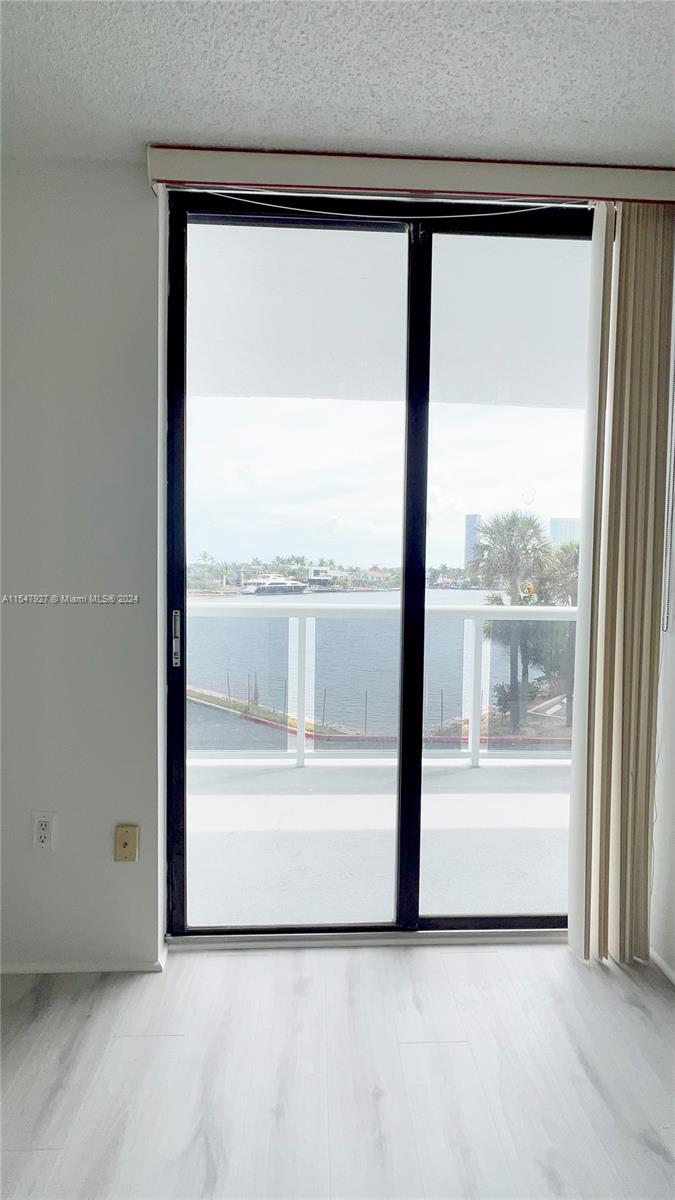 20515 E Country Club Dr 245, Aventura, Florida 33180, 2 Bedrooms Bedrooms, ,2 BathroomsBathrooms,Residential,For Sale,20515 E Country Club Dr 245,A11547927