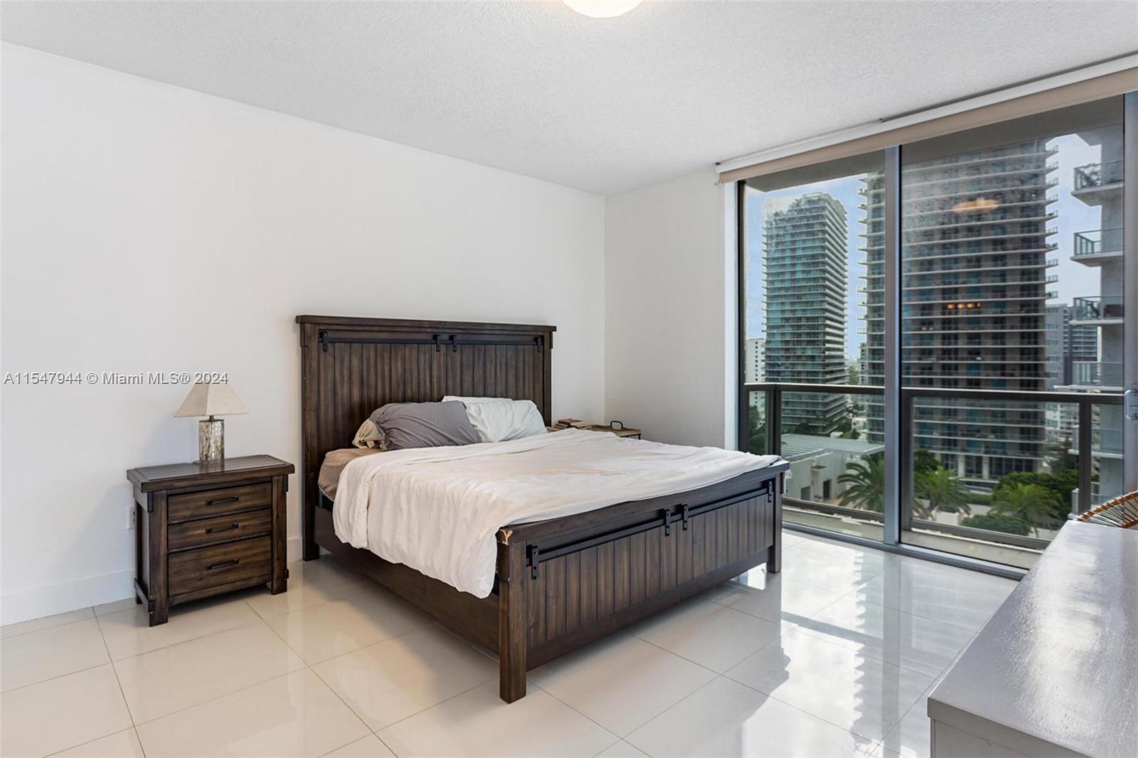 1060 Brickell Ave, Miami, FL, 33131 United States, 2 Bedrooms Bedrooms, ,2 BathroomsBathrooms,Residential,For Sale,Brickell Ave,A11547944