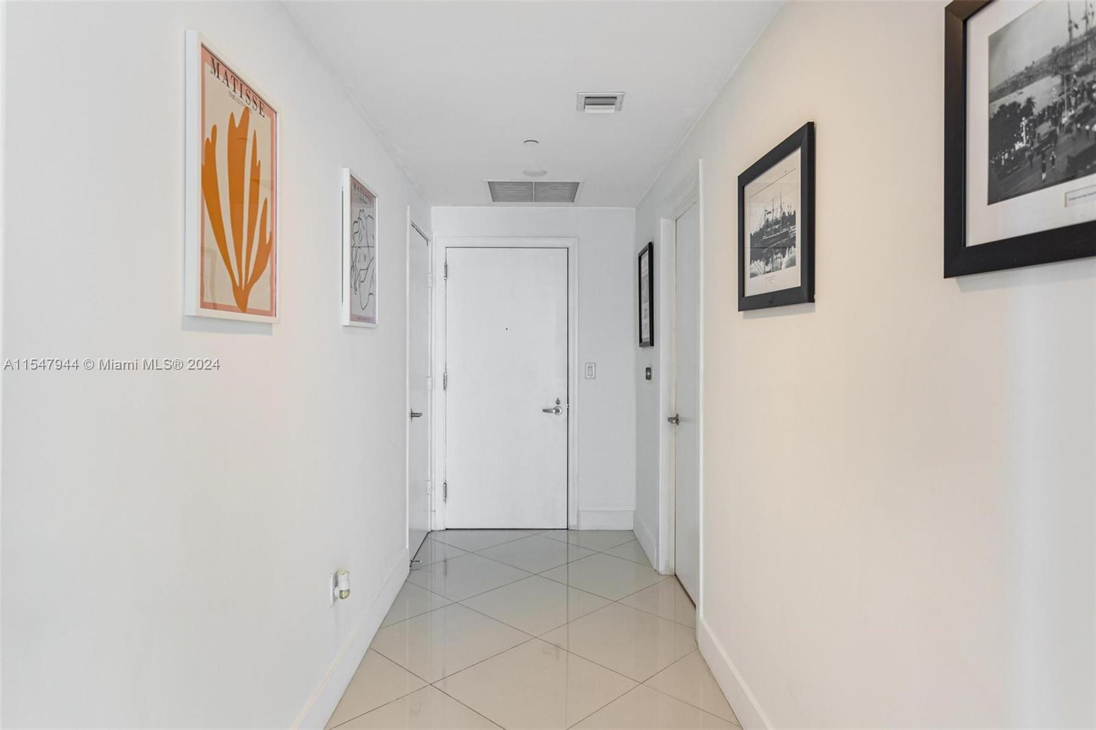 1060 Brickell Ave 1717, Miami, Florida 33131, 2 Bedrooms Bedrooms, ,2 BathroomsBathrooms,Residential,For Sale,1060 Brickell Ave 1717,A11547944
