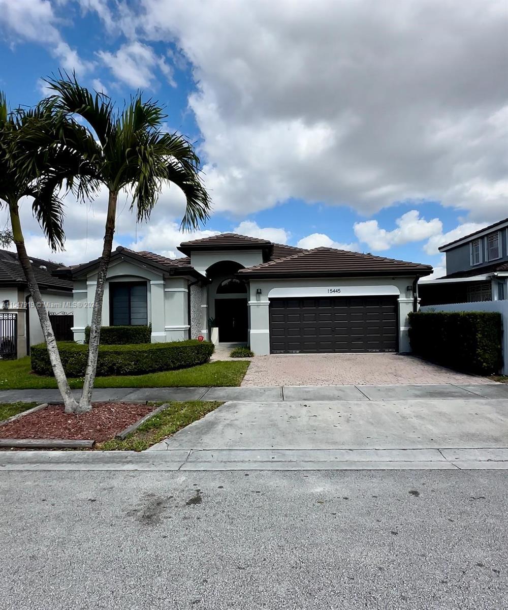 15445 SW 41st Ter, Miami, Florida 33185, 3 Bedrooms Bedrooms, ,2 BathroomsBathrooms,Residential,For Sale,15445 SW 41st Ter,A11547919