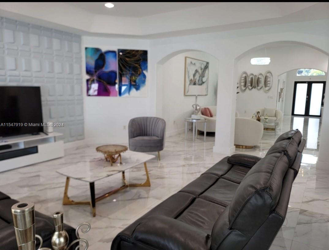 15445 SW 41st Ter, Miami, Florida 33185, 3 Bedrooms Bedrooms, ,2 BathroomsBathrooms,Residential,For Sale,15445 SW 41st Ter,A11547919