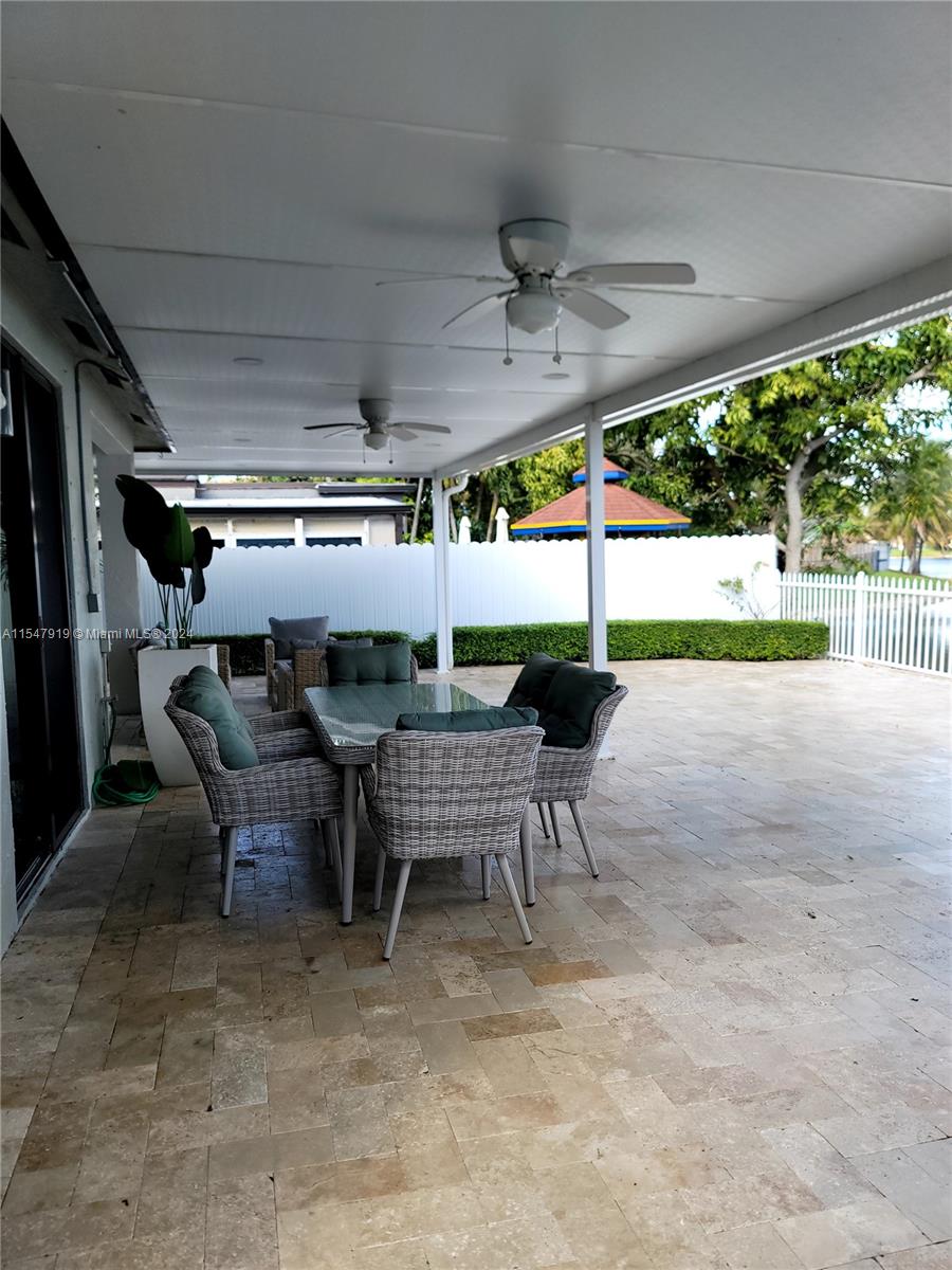 15445 41st Ter, Miami, FL, 33185 United States, 3 Bedrooms Bedrooms, ,2 BathroomsBathrooms,Residential,For Sale,41st Ter,A11547919