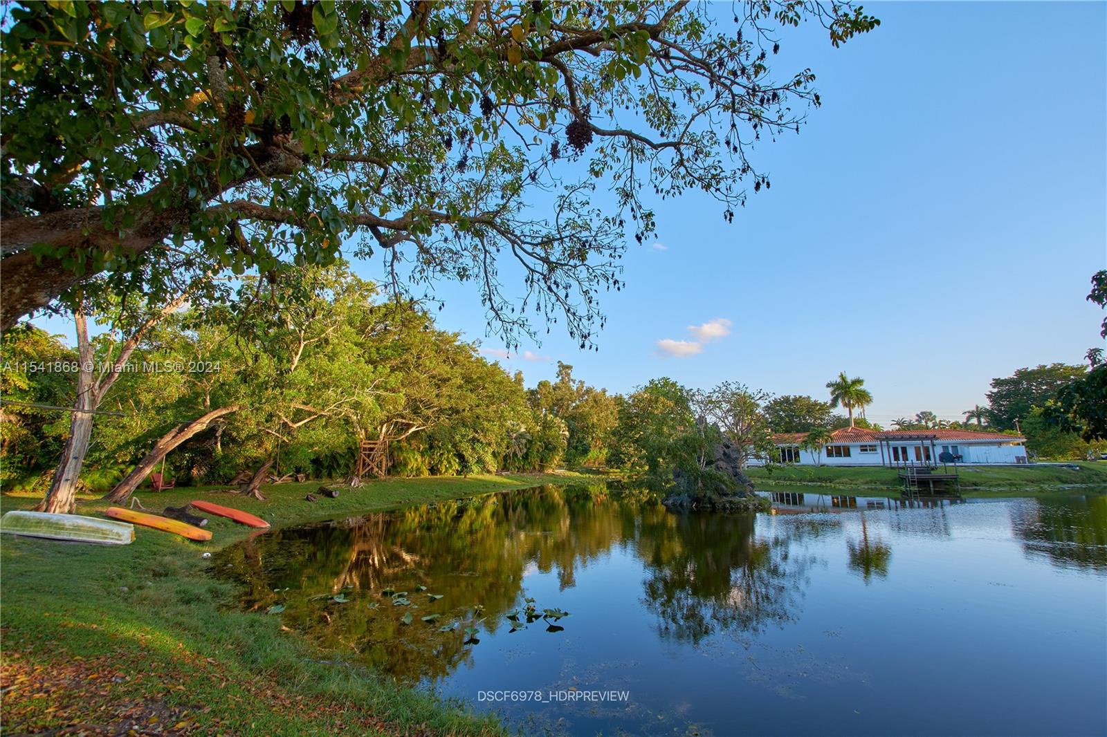 14101 Luray Rd, Southwest Ranches, FL, 33330 United States, 5 Bedrooms Bedrooms, ,4 BathroomsBathrooms,Residential,For Sale,Luray Rd,A11541868