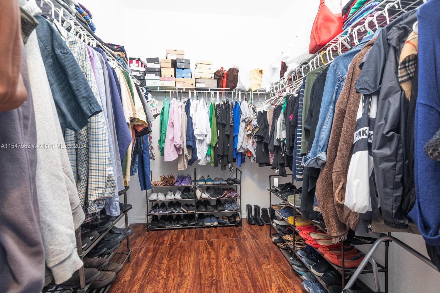 629 NE 33 Ter, Homestead, Florida 33033, 3 Bedrooms Bedrooms, ,2 BathroomsBathrooms,Residential,For Sale,629 NE 33 Ter,A11547962