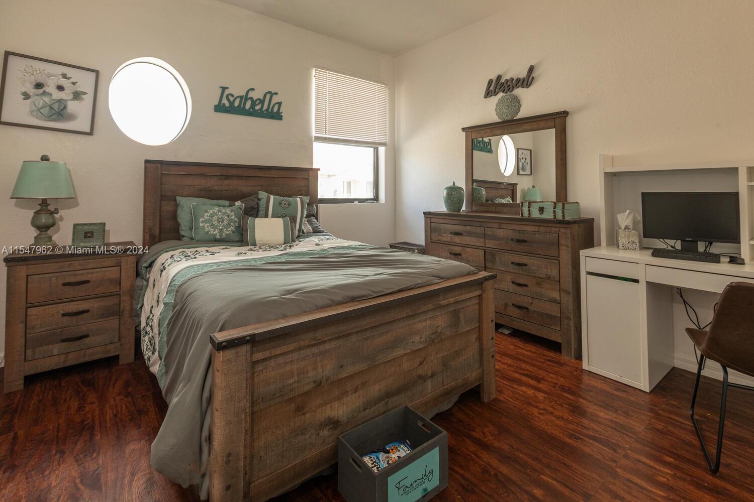 629 NE 33 Ter, Homestead, Florida 33033, 3 Bedrooms Bedrooms, ,2 BathroomsBathrooms,Residential,For Sale,629 NE 33 Ter,A11547962