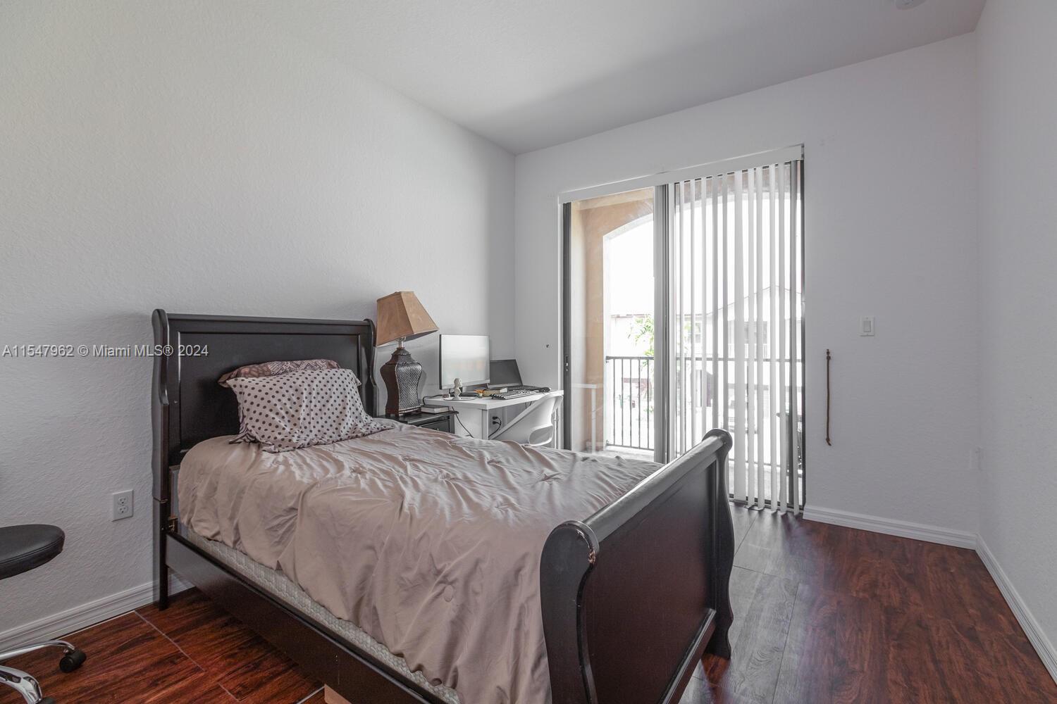 629 NE 33 Ter, Homestead, Florida 33033, 3 Bedrooms Bedrooms, ,2 BathroomsBathrooms,Residential,For Sale,629 NE 33 Ter,A11547962