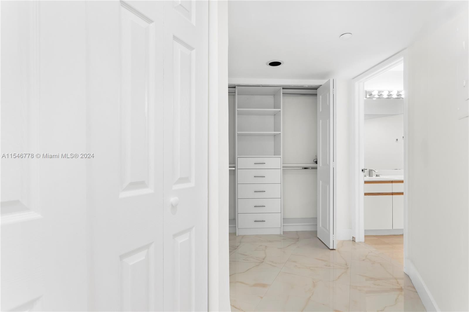 19195 NE 36th Ct 2203, Aventura, Florida 33180, 2 Bedrooms Bedrooms, ,2 BathroomsBathrooms,Residentiallease,For Rent,19195 NE 36th Ct 2203,A11546778