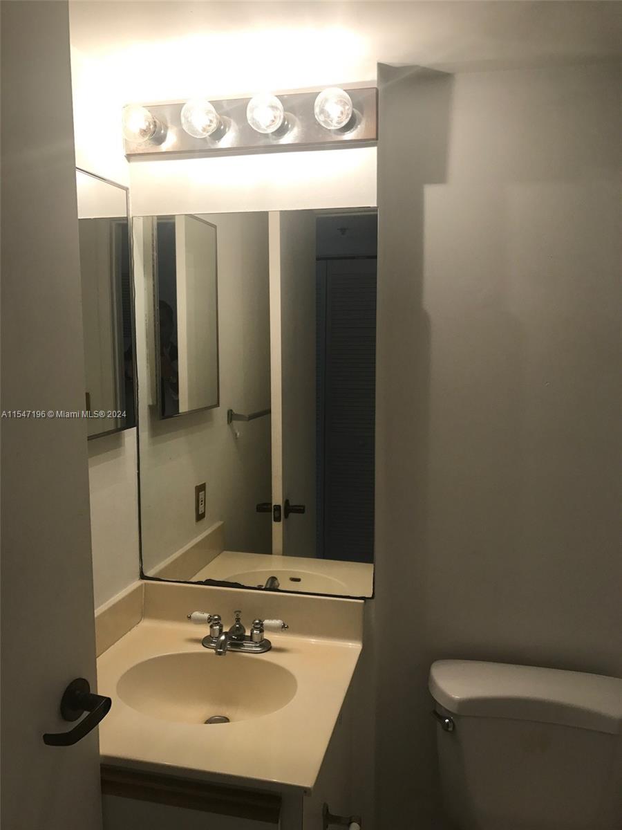 540 Brickell Key Dr, Miami, FL, 33131 United States, ,1 BathroomBathrooms,Residential,For Sale,Brickell Key Dr,A11547196