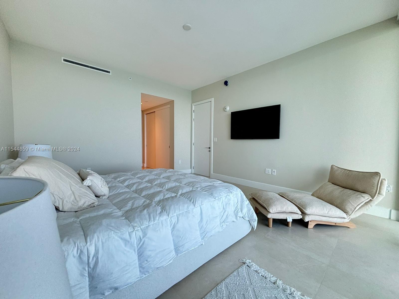 700 NE 26th Ter 801, Miami, Florida 33137, 3 Bedrooms Bedrooms, ,4 BathroomsBathrooms,Residentiallease,For Rent,700 NE 26th Ter 801,A11544859