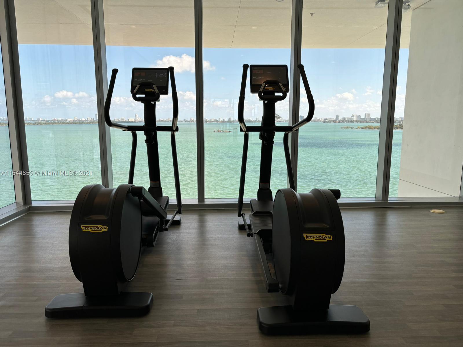 700 NE 26th Ter 801, Miami, Florida 33137, 3 Bedrooms Bedrooms, ,4 BathroomsBathrooms,Residentiallease,For Rent,700 NE 26th Ter 801,A11544859